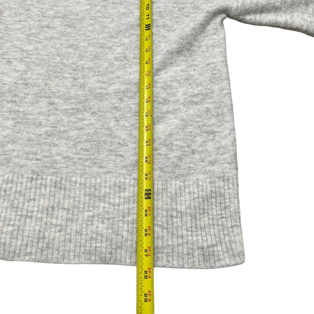 Vince Camuto Large Slouchy Sweater Light Grey - Picture 8 of 9